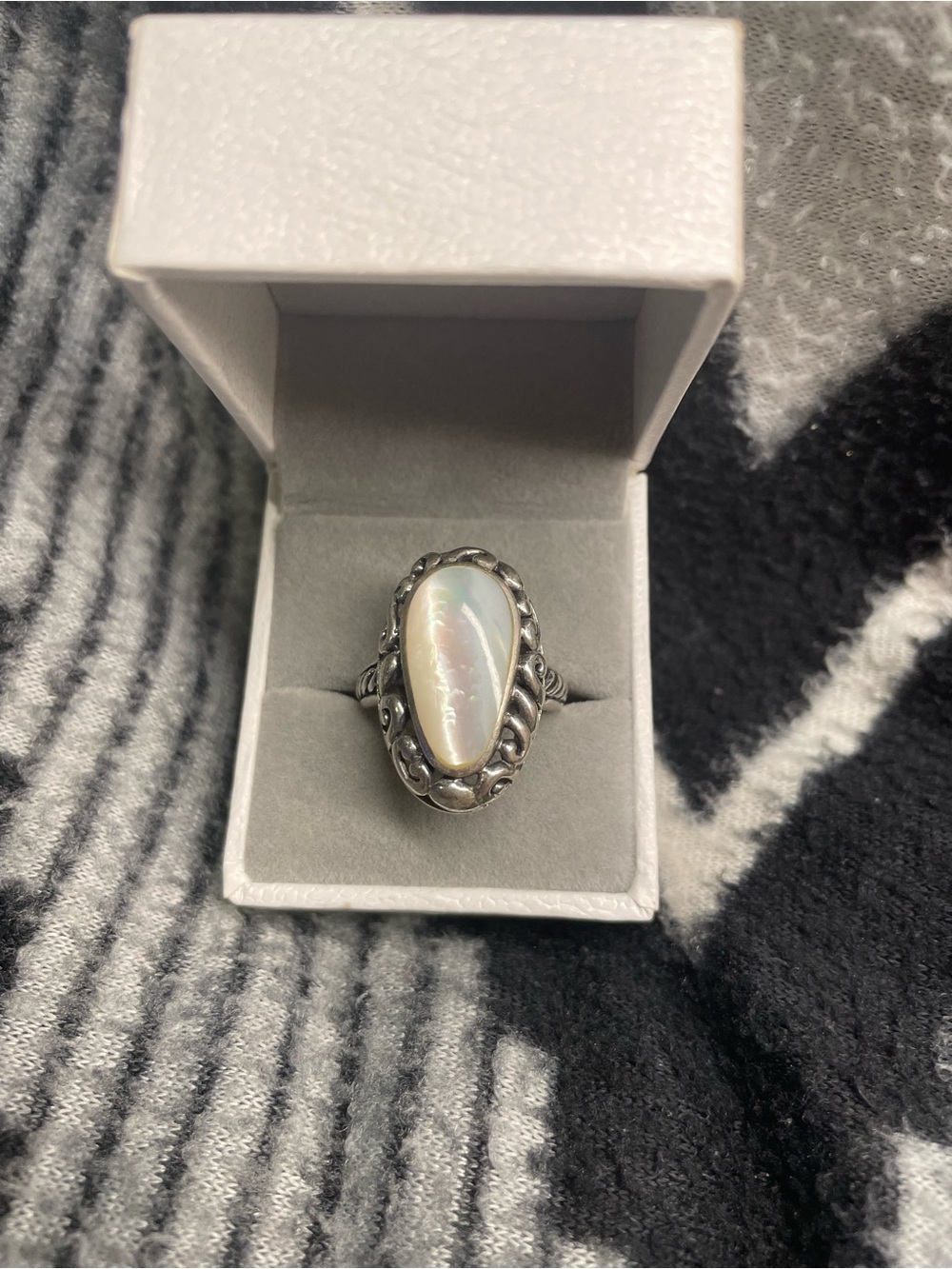 Vintage Mother of Pearl Signed Sterling Silver Oval Statement Ring
